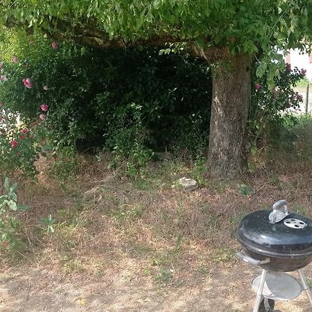 Maison De Ferme Au Calme Jusqu'A 10 Personnes Gannay-sur-Loire Εξωτερικό φωτογραφία